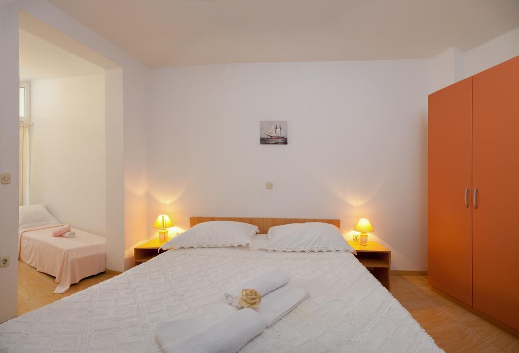 House Marta Apartment Baška Voda Cameră foto