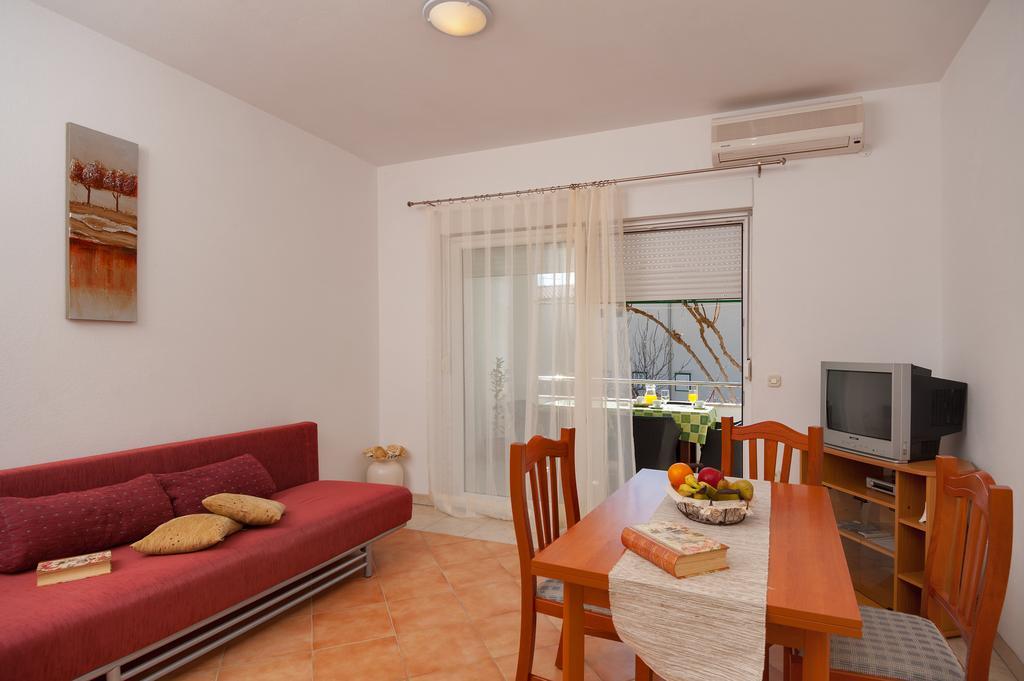House Marta Apartment Baška Voda Cameră foto