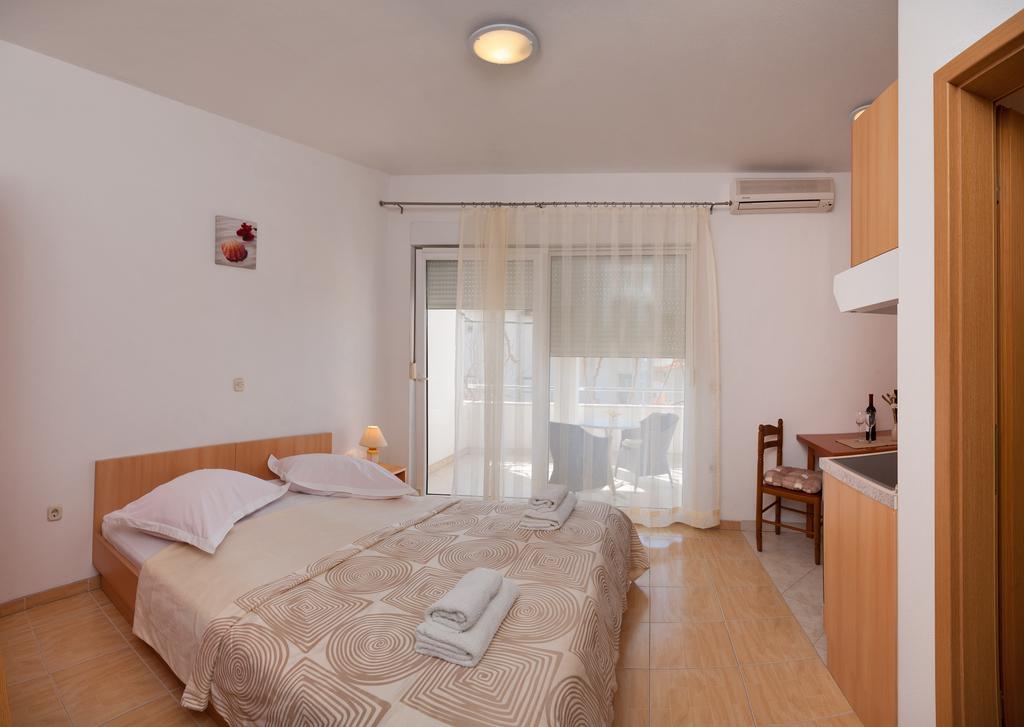 House Marta Apartment Baška Voda Cameră foto